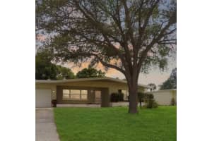 2447 Baywood Dr W, DUNEDIN