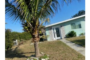 471 Sharon Cir, PORT CHARLOTTE