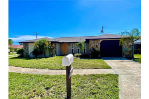 1037 Tamarac Dr, HOLIDAY