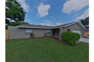 615 Forest Hills Dr, BRANDON