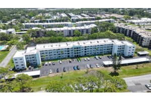 5970 80th Street North #206, ST PETERSBURG