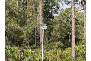 523 Azalea Dr, INDIAN LAKE ESTATES