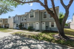 8532 J R Manor Dr, TAMPA