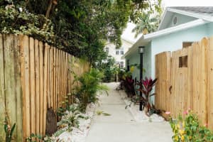 809 10th Ave N #4, ST PETERSBURG