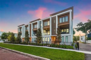 210 W Columbus Dr #9, TAMPA