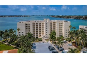 6105 Bahia Del Mar Cir #187, ST PETERSBURG