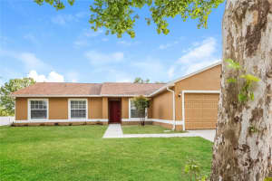 10703 Crescendo Loop, CLERMONT