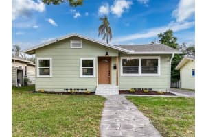 1267 Woodlawn Ter, CLEARWATER
