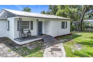 8016 Formby St, RIVERVIEW