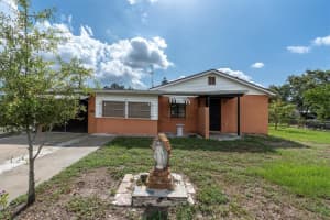 130 66th St S, ST PETERSBURG