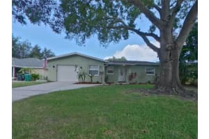 609 Linda Ct, PALM HARBOR