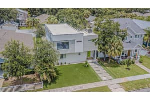 651 12th Ave S, ST PETERSBURG