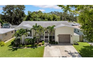 4111 Helena St Ne, ST PETERSBURG