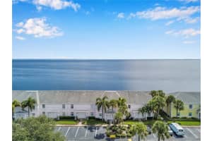 5172 Coquina Key Dr Se, ST PETERSBURG