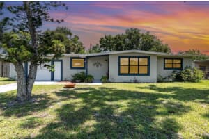 1104 Greenwood Way, COCOA