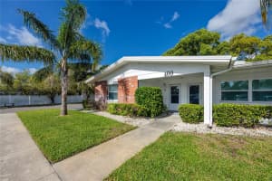 400 Brandy Wine Dr #400, LARGO