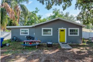 15741 Rhodes Rd, CLEARWATER