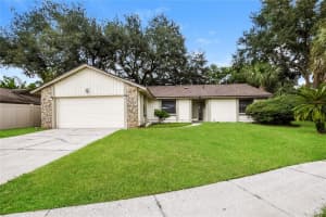 1780 Pam Cir, BELLE ISLE