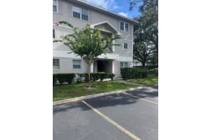 14428 Reuter Strasse Cir #2, TAMPA