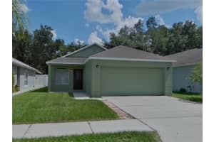 5852 Lake Front Dr, WESLEY CHAPEL