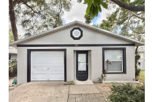 1910 Oak St, CLEARWATER