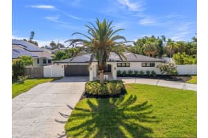 331 7th Ave N, TIERRA VERDE