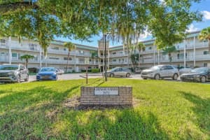 2071 Australia Way W #9, CLEARWATER