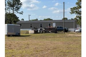 490 Camino Real Blvd, CLEWISTON