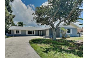 7343 Uranus Dr, SARASOTA