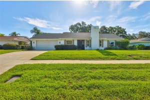 13562 Lake Magdalene Dr, TAMPA