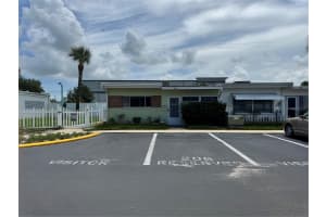 250 Rosery Rd Nw #206, LARGO