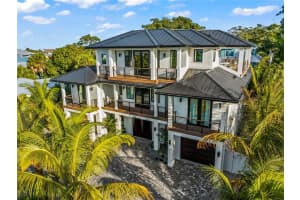 107 Maple Ave, ANNA MARIA 107 Maple Ave, ANNA MARIA