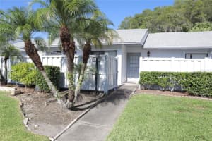 1389 Pine Ridge Cir E #d8, TARPON SPRINGS