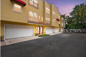 3304 Las Campos Pl, TAMPA