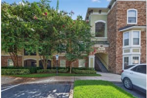 9916 Courtney Palms Blvd #203, TAMPA