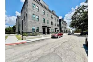 1302 E Kay St #1, TAMPA
