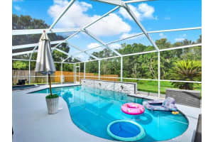 631 Stillview Cir, BRANDON