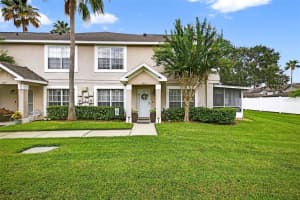 559 Kensington Lake Cir, BRANDON