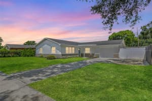 2507 Hollis Dr, TAMPA