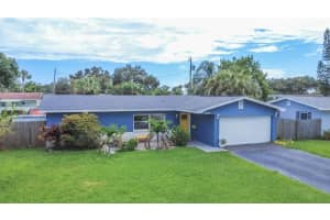 6268 34th Ave N, ST PETERSBURG