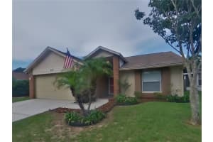 707 Sand Ridge Dr, VALRICO