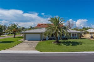 110 21st St, BELLEAIR BEACH