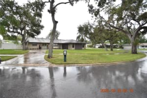 1455 S Ridgelane Cir, CLEARWATER