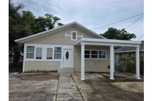 207 Hibiscus St, TARPON SPRINGS