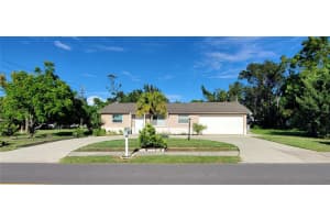 5755 43rd St N, ST PETERSBURG