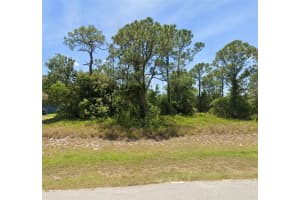 4086 Santa Barbara Dr, SEBRING