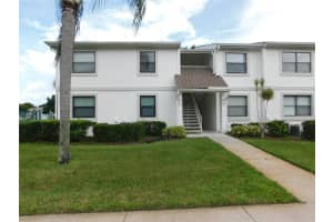 403 Meadow Ln #71, OLDSMAR