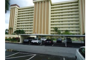 4550 Cove Cir #908, ST PETERSBURG