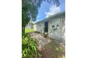 38313 Tucker Rd, ZEPHYRHILLS