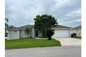 2687 Hickory Ridge Dr, LAKELAND